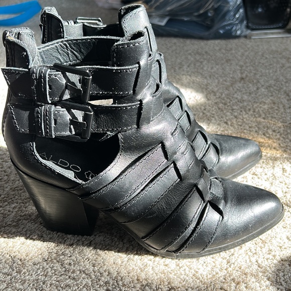 Aldo Peekaboo Booties - Picture 4 of 5